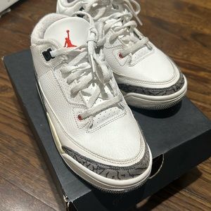 COPY - 🔥 Jordan 3 Retro Summit White 🔥